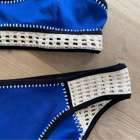 Victoria’s Secret Bikini - Picture 4 of 9